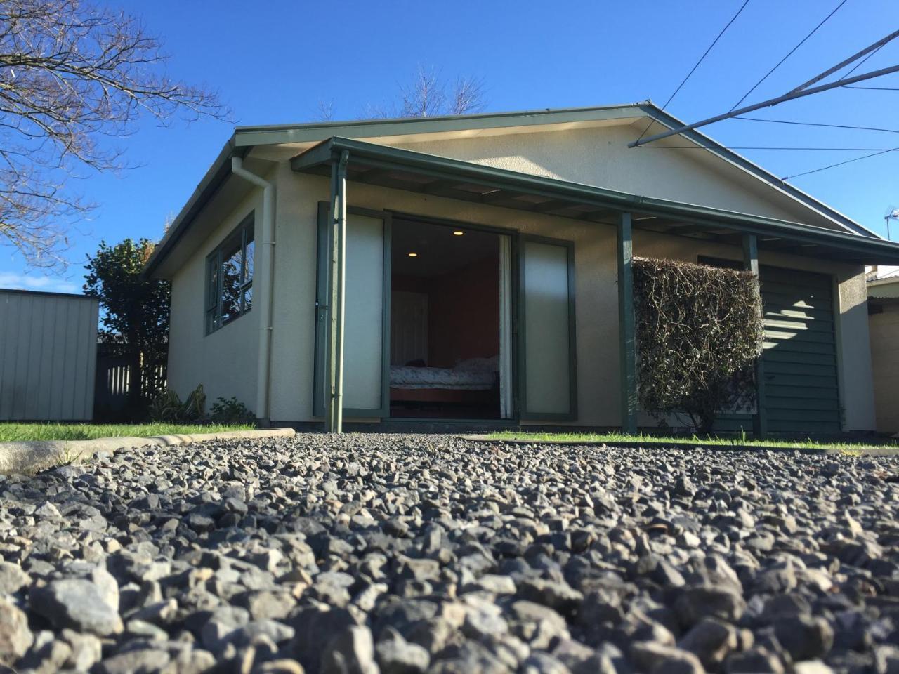 Cosy, Central Greytown Sleepout Екстер'єр фото