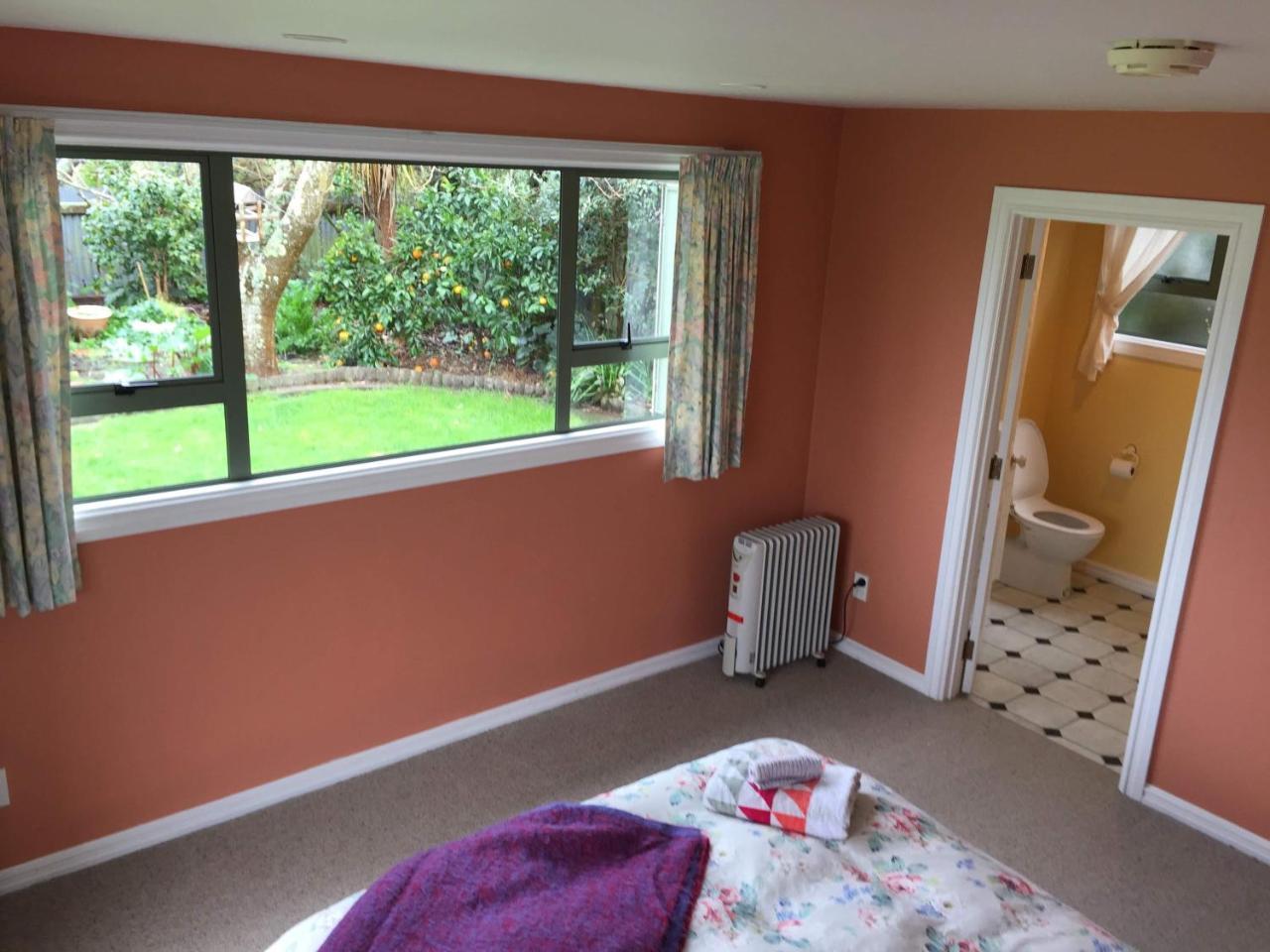 Cosy, Central Greytown Sleepout Екстер'єр фото